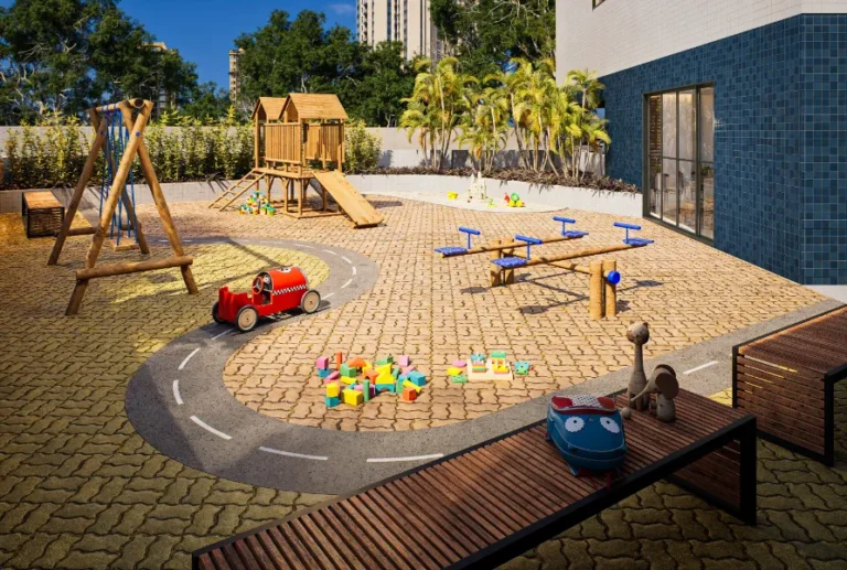 04. PLAYGROUND